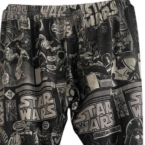 Star Wars Two Woman’s Comic Book Print Leggings Size Medium - Picture 4 of 16
